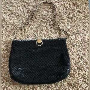 Vintage chain mail purse by bueno. Black